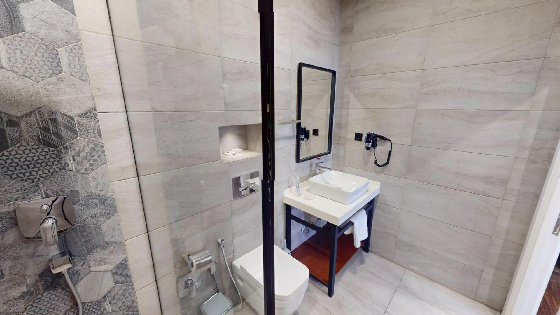 Port Rivoli Hotel Baku 4*,  Azerbaijan